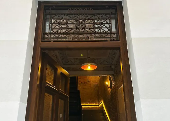 Hostel Black Swan Granada