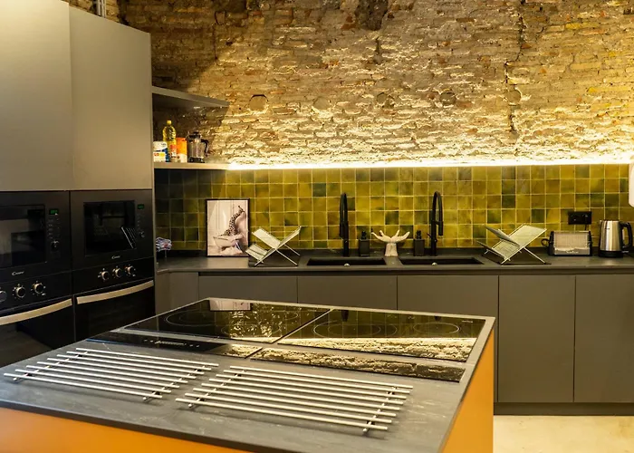Hostel Black Swan Granada
